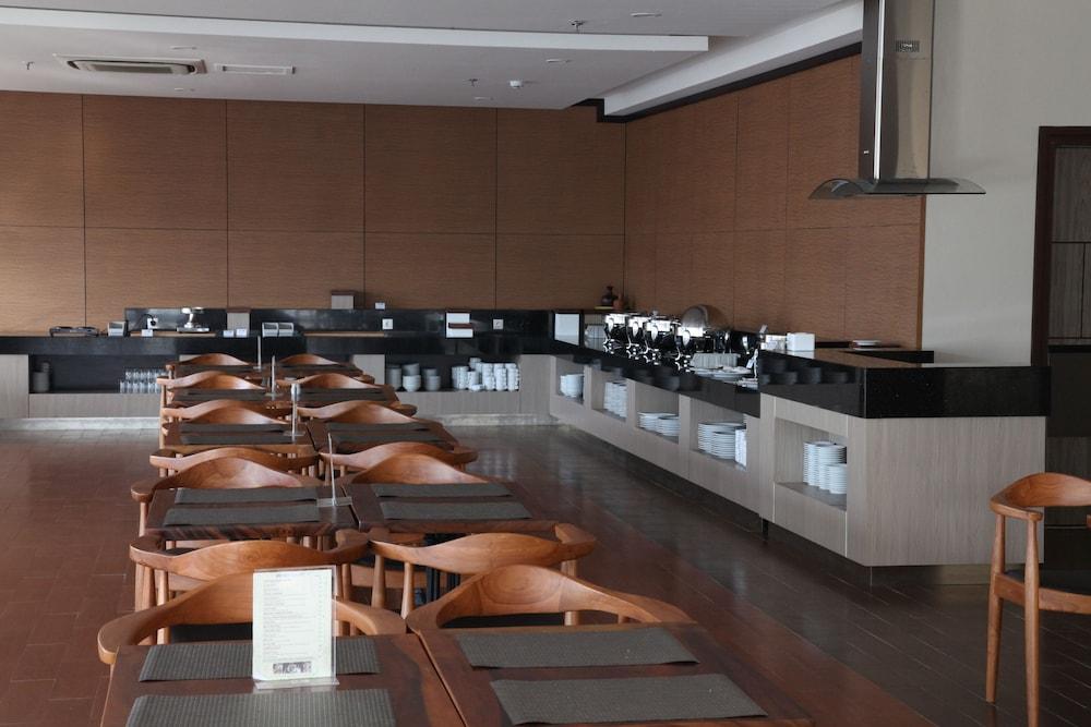 Terraz Tree Hotel Τζακάρτα Εξωτερικό φωτογραφία